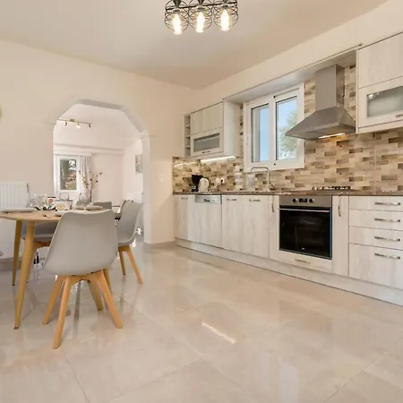 Michaelo - Affordable Luxury! Villa