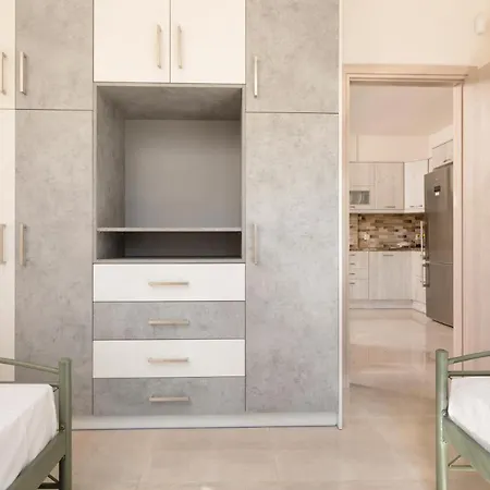 Michaelo - Affordable Luxury! *